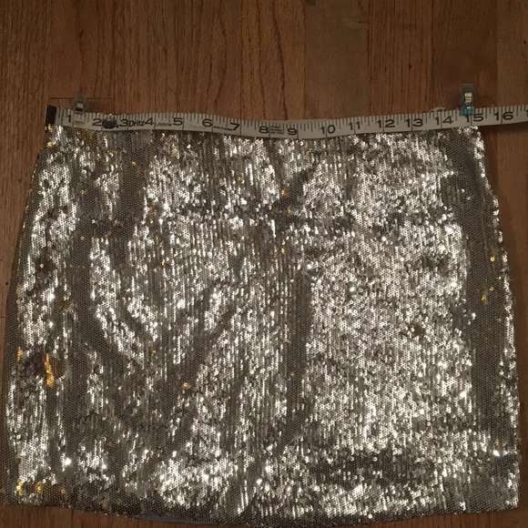 Reversible Sequin Skirt - Picture 4 of 8
